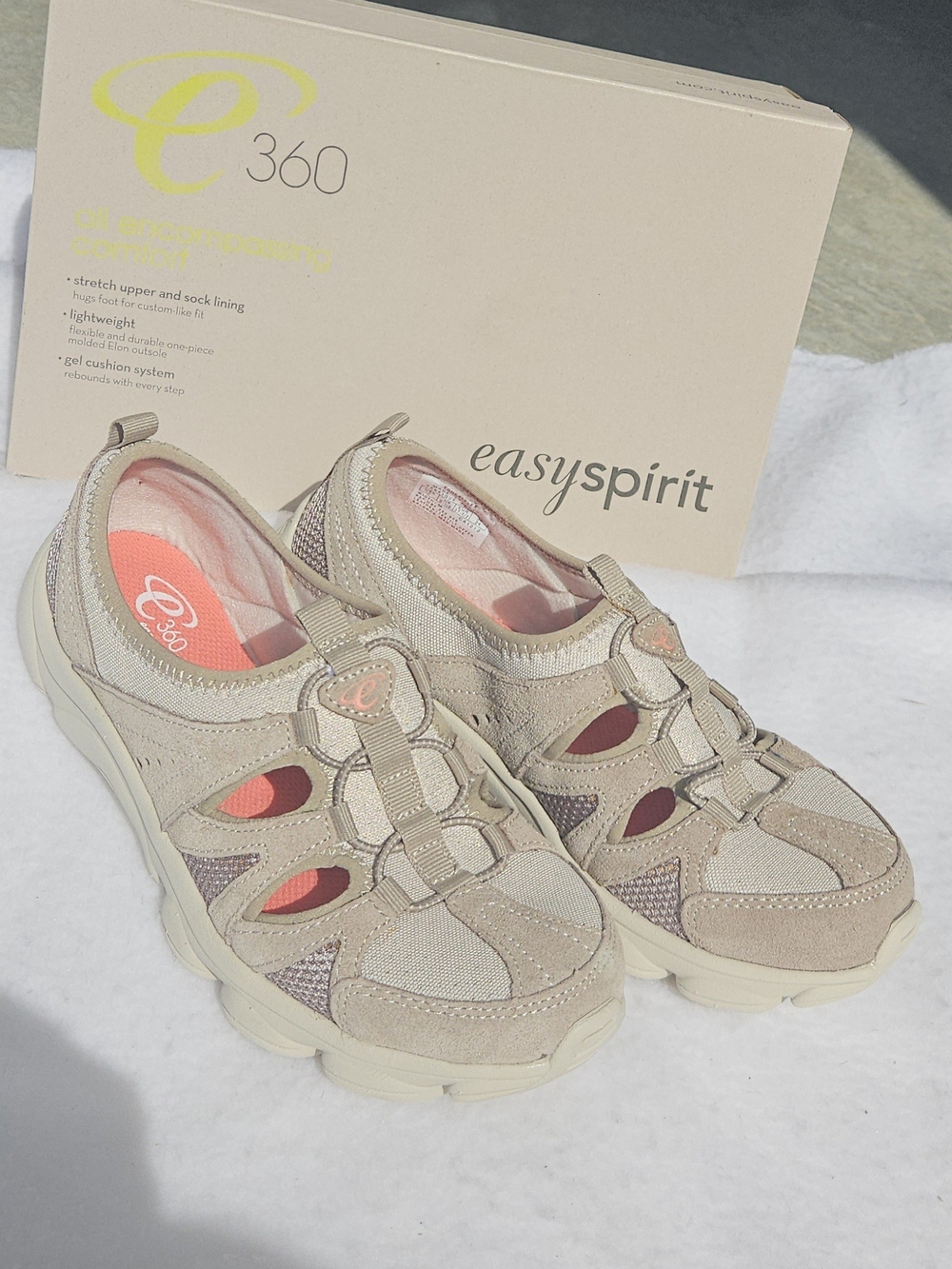 Easy Spirit e360 "ESREALFLEX" Women's 7 Walking Shoes in Medium Taupe (MTAUP).